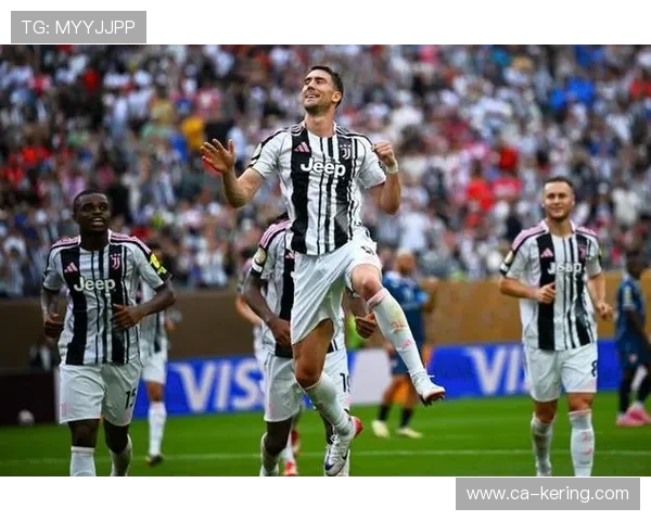 尤文图斯与罗马激战正酣 谁能在这场巅峰对决中笑到最后