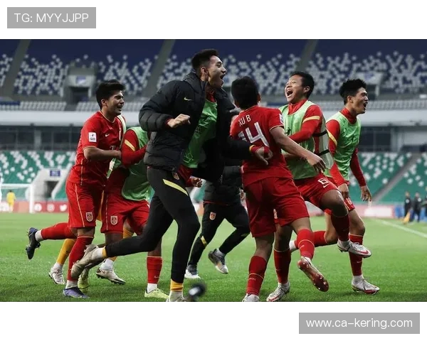 国家队备战世界杯集训强度提升球员身体状态与战术磨合备受关注 国家队备战世界杯集训强度提升球员身体状态与战术磨合备受关注