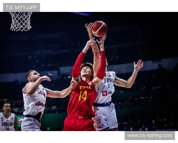 王哲林领衔中国男篮重返巅峰之路 展现领袖气质与全能表现 王哲林领衔中国男篮重返巅峰之路 展现领袖气质与全能表现