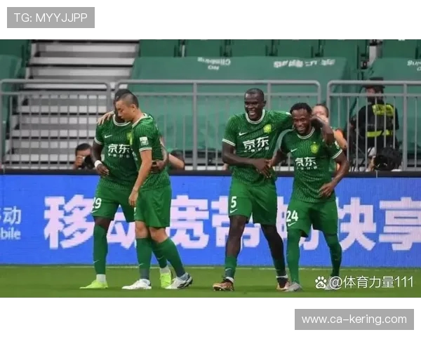 山东泰山主场激战北京国安巅峰对决再燃中超冠军悬念