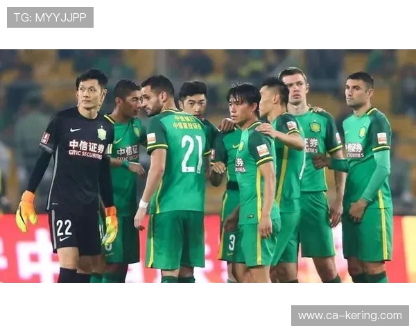 重庆足球队以76分领跑杯赛积分榜展现强劲实力和夺冠希望 重庆足球队以76分领跑杯赛积分榜展现强劲实力和夺冠希望